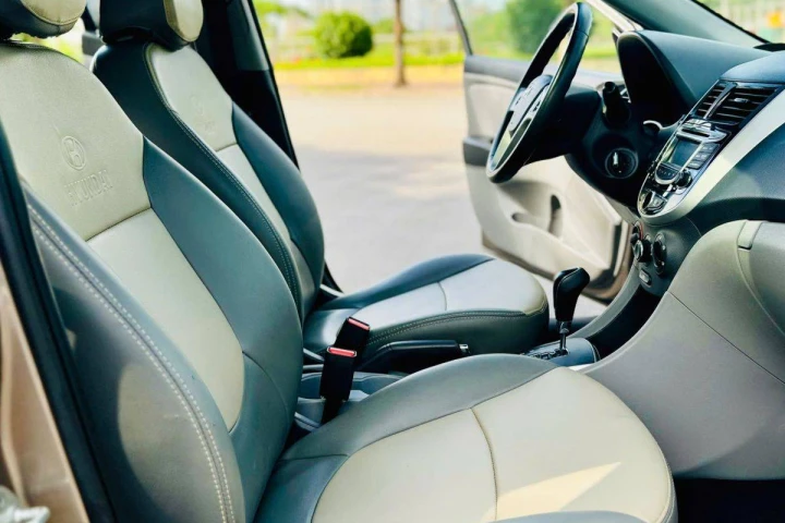 Hyundai Accent 2014