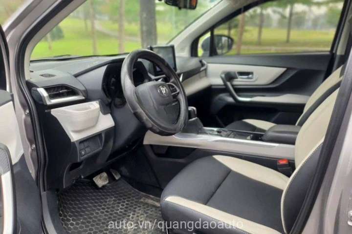 Toyota Veloz Cross CVT 2022
