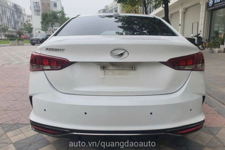Hyundai Accent 1.4 MT 2023