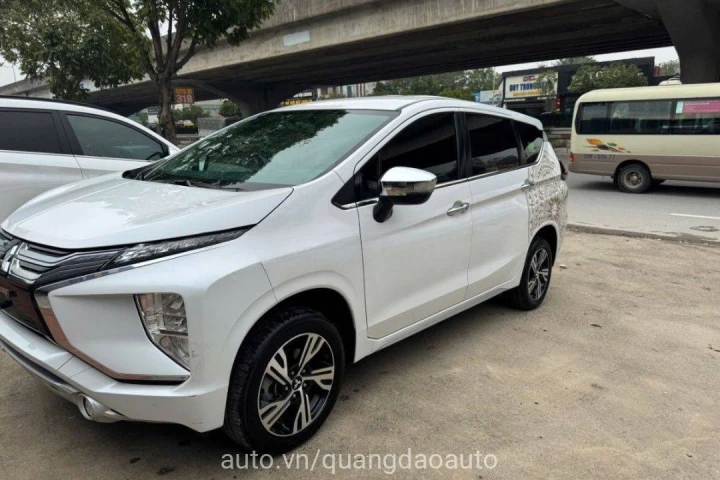 Mitsubishi Xpander AT 2020