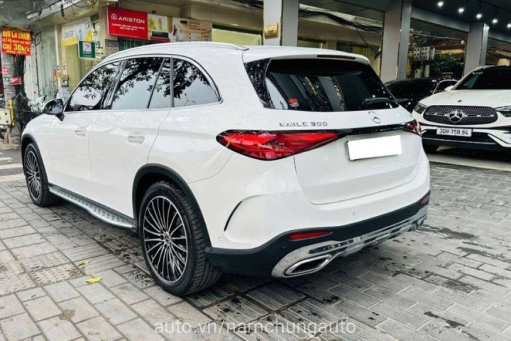 Mercedes-Benz GLC GLC300 2023