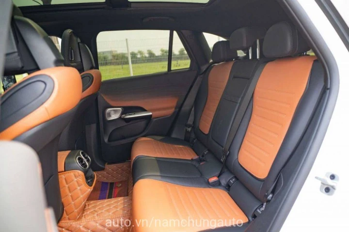 Mercedes-Benz GLC GLC300 2023