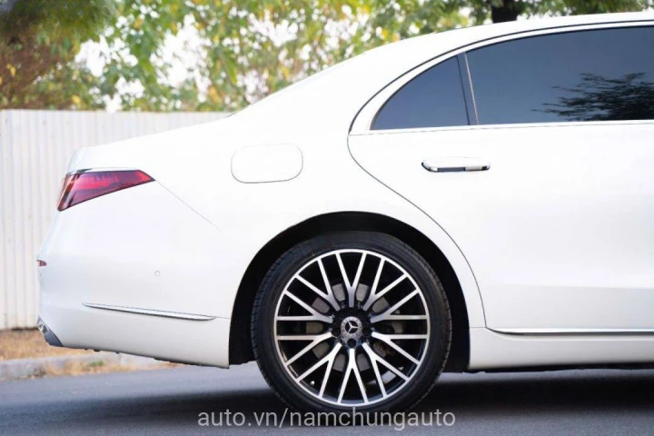 Mercedes-Benz S-Class S450 2021