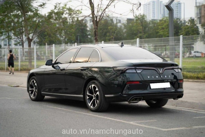 VinFast Lux A2.0 Plus 2021