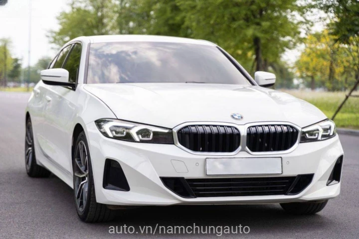 BMW 3 Series 320i Sportline 2023