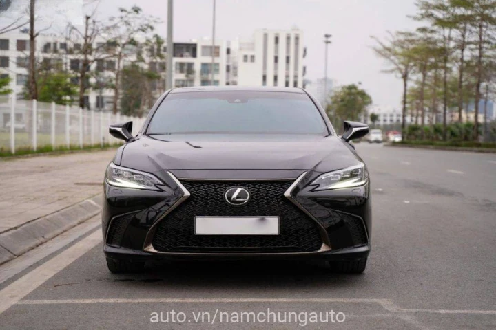 Lexus ES 250 F Sport 2022