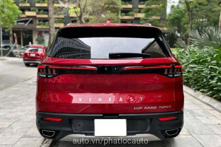 VinFast Lux SA2.0 Premium 2021