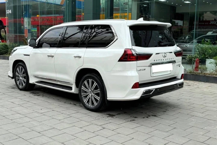 Lexus LX 2016