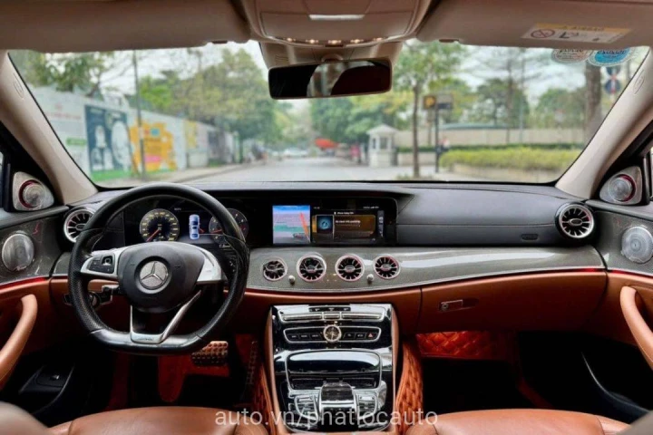 Mercedes-Benz E-Class E300 2017