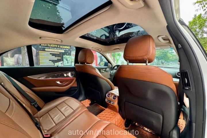 Mercedes-Benz E-Class E300 2017