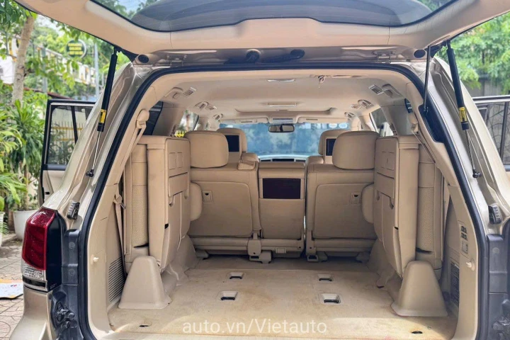 Lexus LX 2015