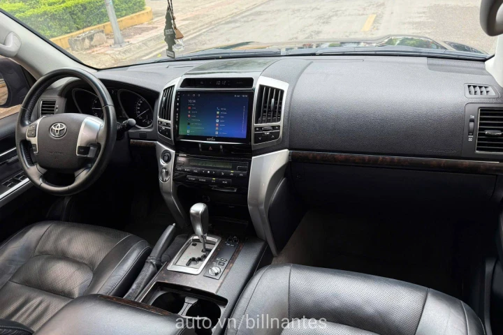Toyota Land Cruiser 2013