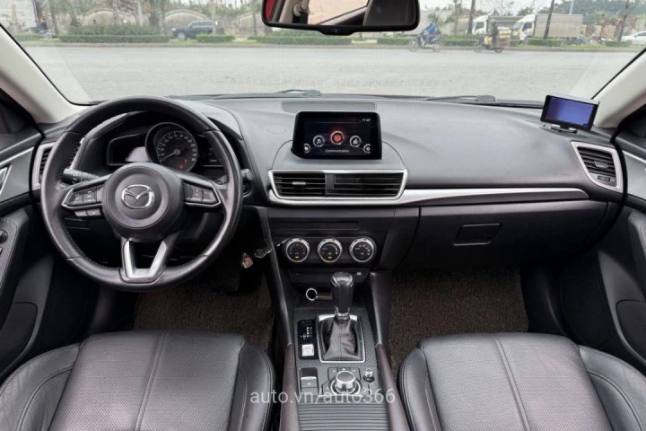 Mazda 3 2018