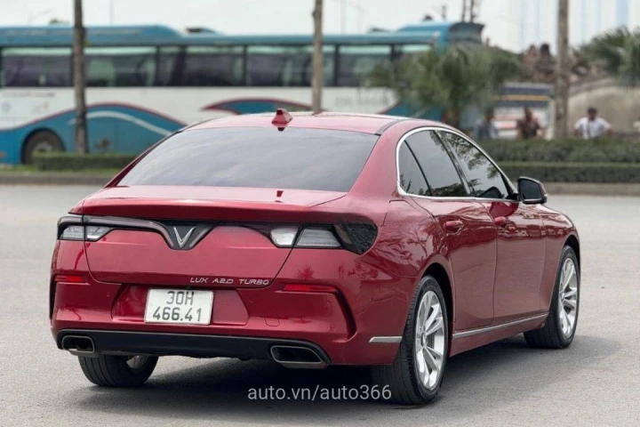 VinFast Lux A2.0 Premium 2022