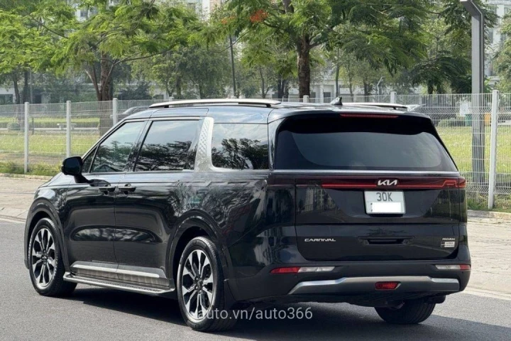 Kia Carnival Premium Dầu 2022