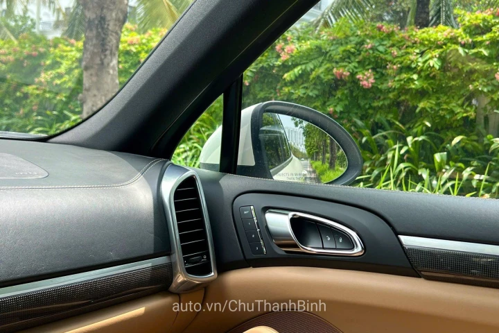 Porsche Cayenne 2014