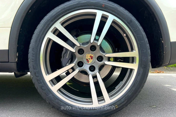 Porsche Cayenne 2014