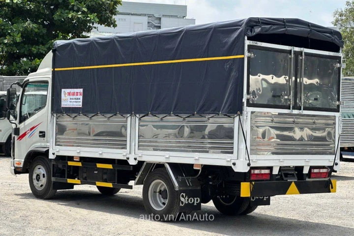 JAC Xe tải thùng 2025