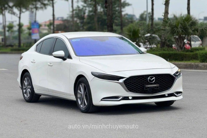 Mazda 3 1.5L Luxury 2021