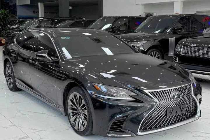 Lexus LS 2019