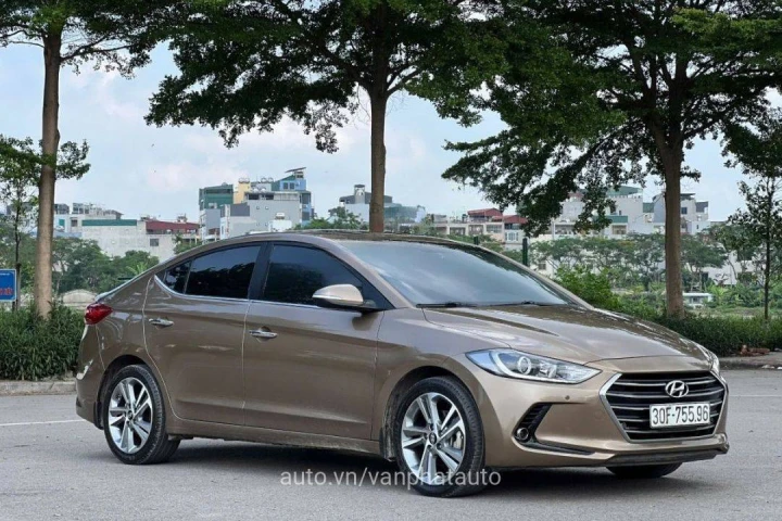 Hyundai Elantra 2.0 AT 2019