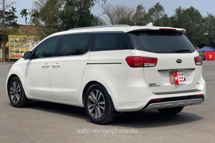 Kia Sedona 2018