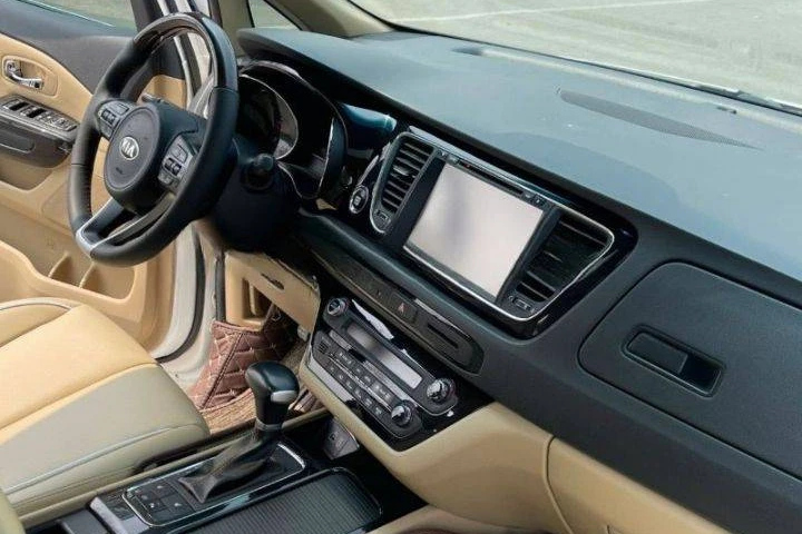 Kia Sedona 2018