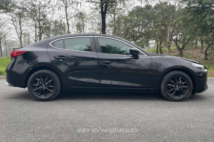 Mazda 3 1.5L Luxury 2019