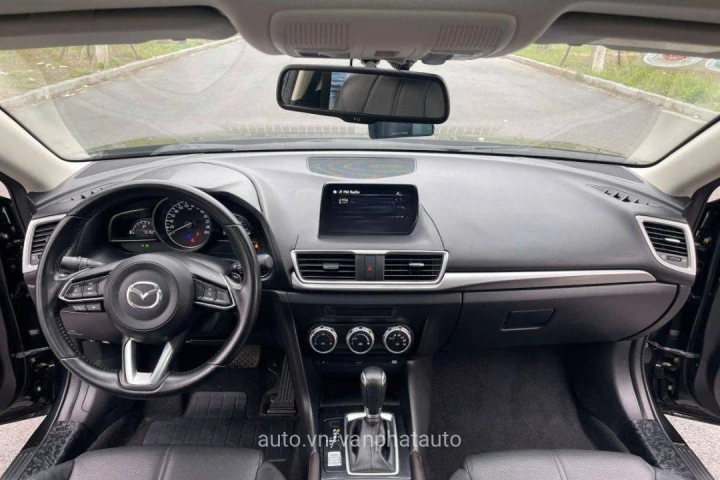Mazda 3 1.5L Luxury 2019