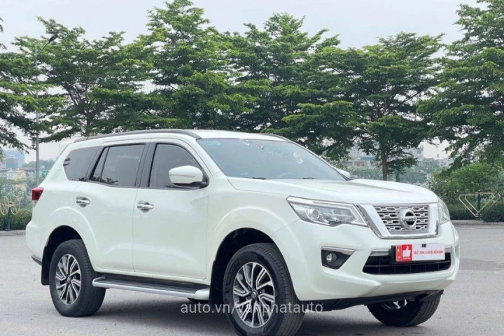 Nissan Terra 2019