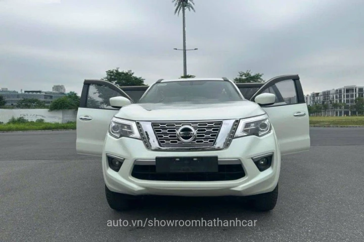Nissan Terra 2019