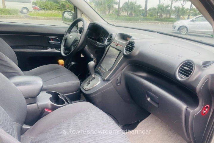 Kia Carens 2011