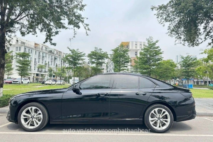 VinFast Lux A2.0 Base 2022