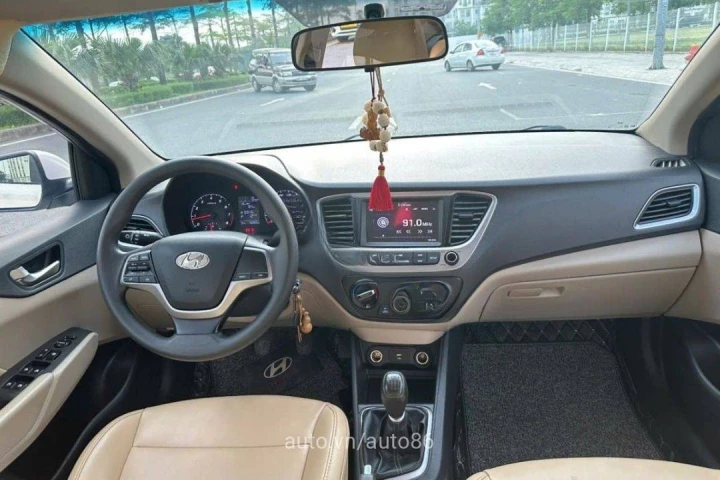 Hyundai Accent 1.4 MT 2021