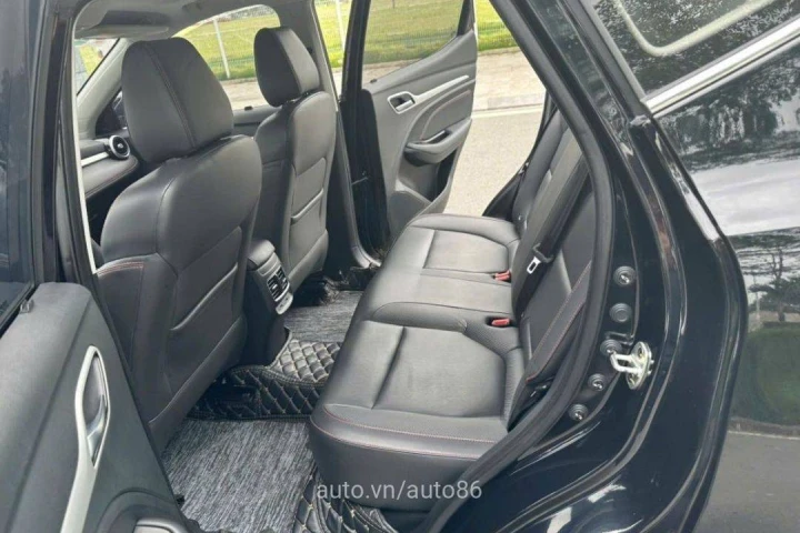 MG ZS 2023
