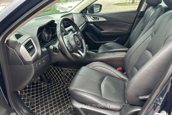 Mazda 3 1.5L Luxury 2019