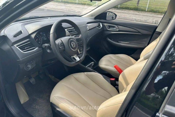 MG 5 1.5 MT 2023