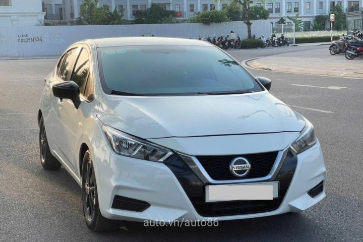 Nissan Almera 2021