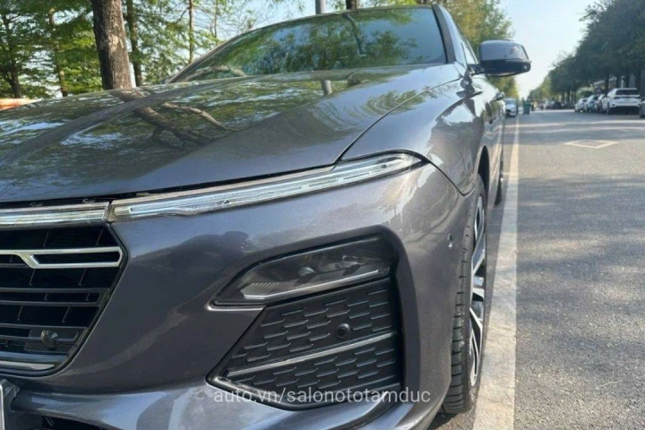 VinFast Lux A2.0 Premium 2020