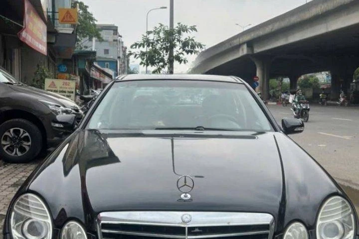 Mercedes-Benz E-Class E200 2008