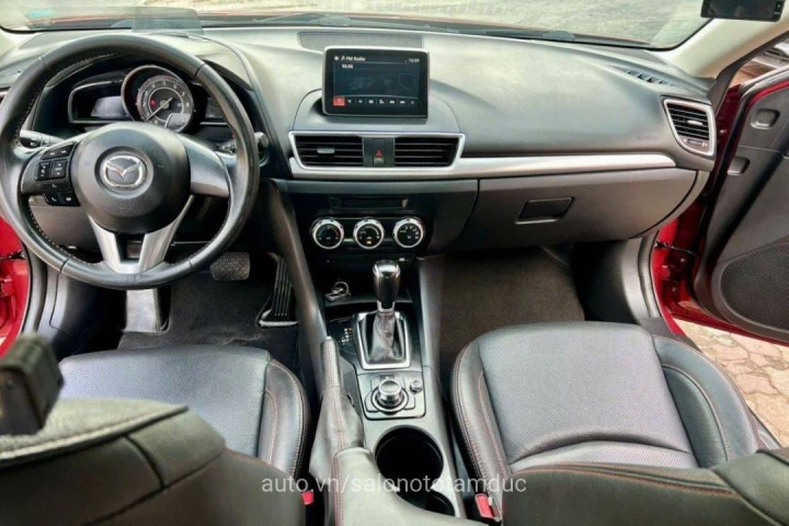 Mazda 3 2015