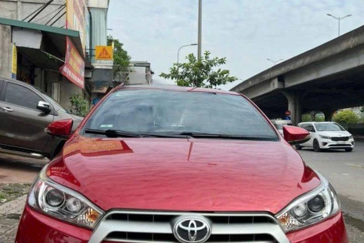 Toyota Yaris 2015