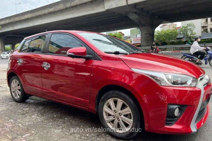 Toyota Yaris 2015