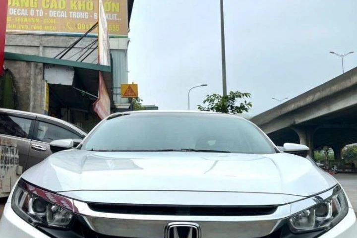 Honda Civic E 2018