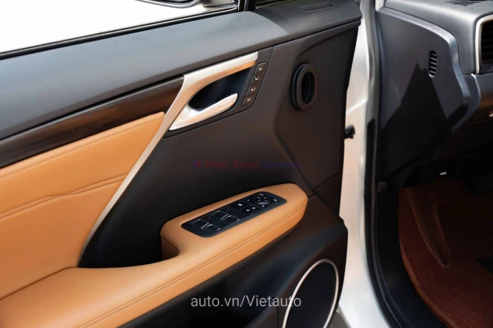 Lexus RX 2020