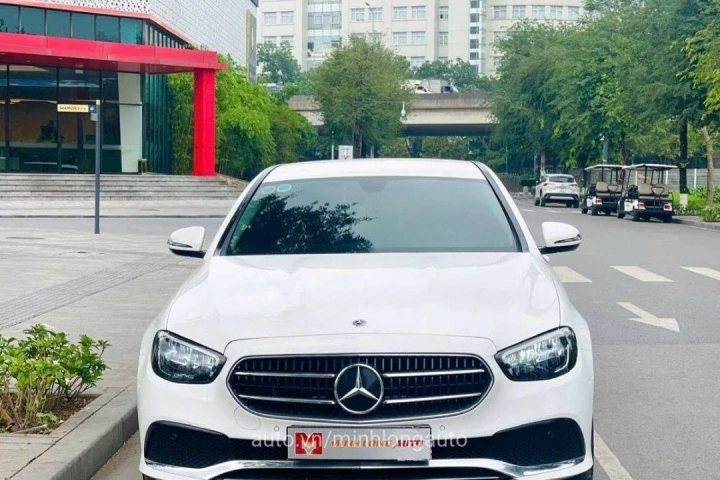 Mercedes-Benz E-Class E180 2021