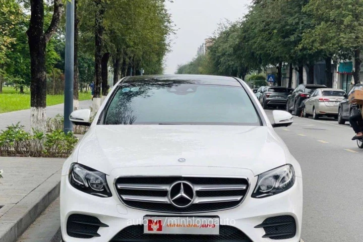 Mercedes-Benz E-Class E300 2017