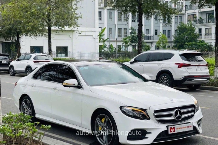Mercedes-Benz E-Class E300 2017