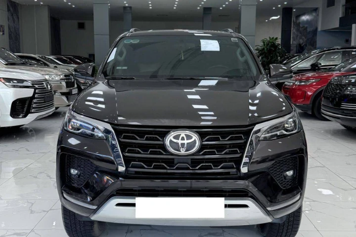 Toyota Fortuner 2021