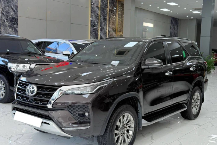 Toyota Fortuner 2021